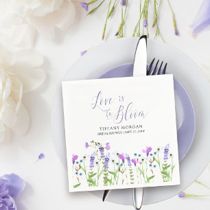 Kärlek finns i Möhippan Bloom Lila Wildblomma Pappersservett