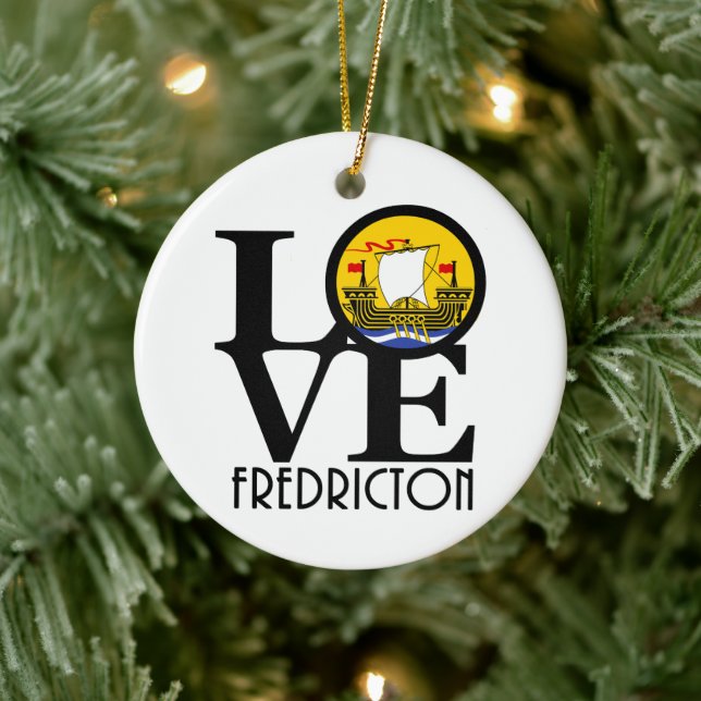 KÄRLEK Fredricton New Brunswick Julgransprydnad Keramik (Träd)