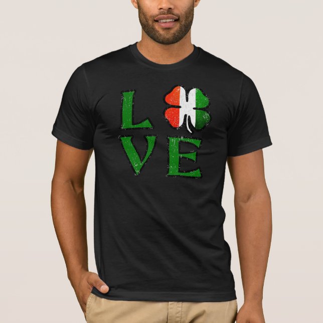 Kärlek Fyrklöver Irish Flagga St. Patrick's Day T Shirt (Framsida)