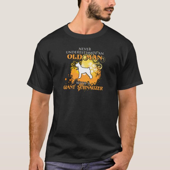 kärlek Giant Schnauzer Funny Gift T Shirt (Framsida)