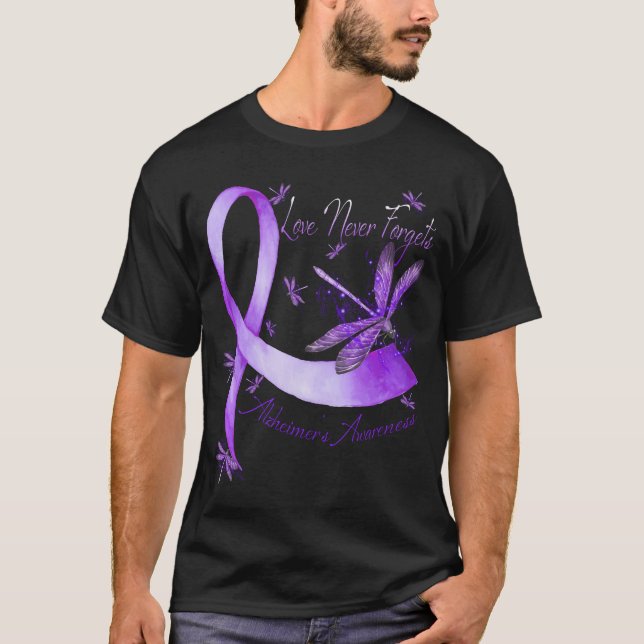 Kärlek glömmer aldrig alzheimer Awareness Dragonfl T Shirt (Framsida)