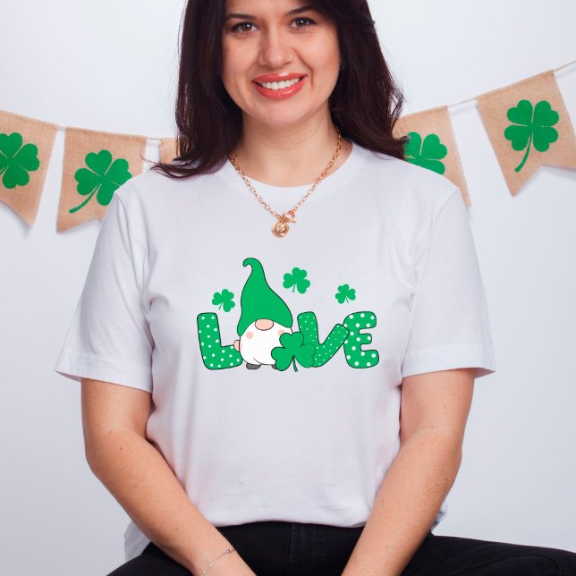 Kärlek Gnome Grönt Shamrocks St. Patrick's Day T Shirt (Skapare uppladdad)