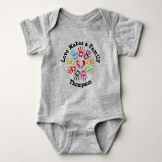 Kärlek gör en familj - barnuppfostranadoption att tee shirt