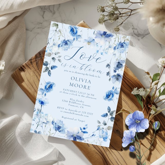 Kärlek i Bloom Blue WildblomBoho BridaI Shower Inbjudningar (Skapare uppladdad)