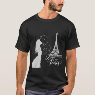 Kärlek i Paris: en timoslös kyss under Eiffel T Shirt