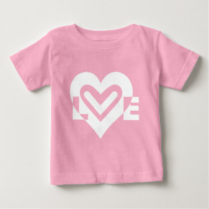 Kärlek i vitt t shirt
