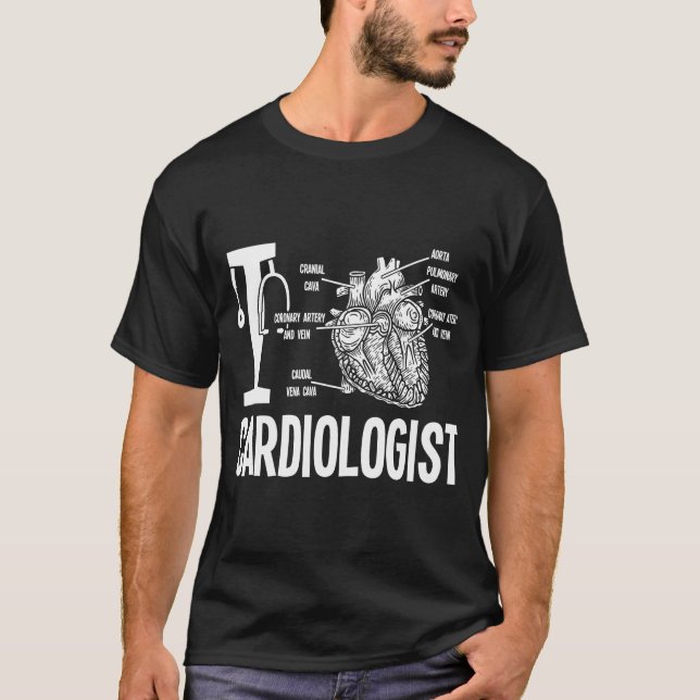 Kärlek kardiolog Hjärtanatomi Medicinsk kardiologi T Shirt (Framsida)