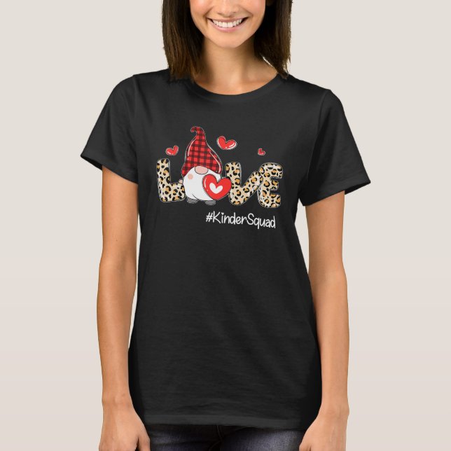 Kärlek Kinder Squad Gnome Funny Teacher Valentines T Shirt (Framsida)