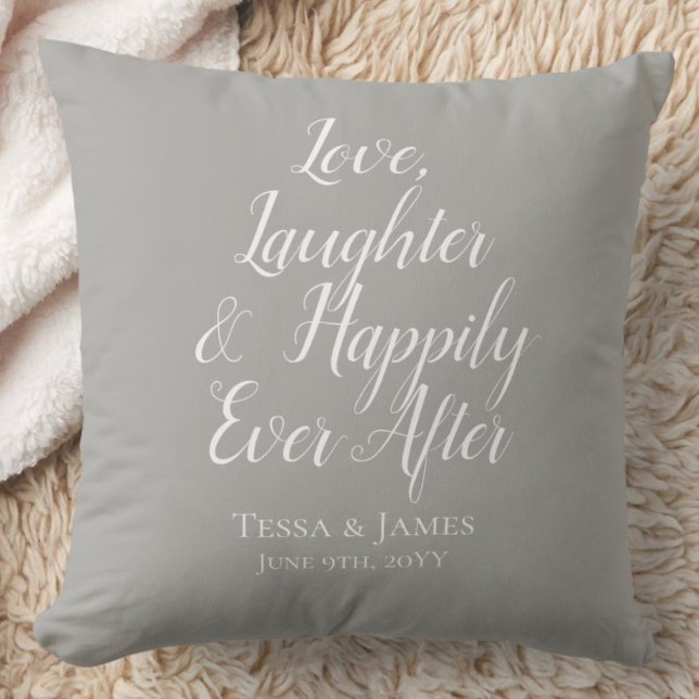 Kärlek Latter Lyckligt Alltid Efter | Bröllopsdatu Kudde ("Everyday is abundantly beautiful." 
Sincerely Best Wishes from Lucky Design World)