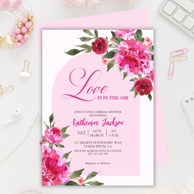Kärlek ligger i den luft-röda och rosa möhippan inbjudningar (Skapare uppladdad)