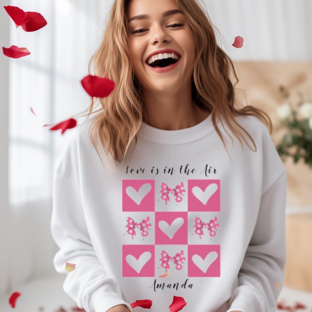 Kärlek ligger i Luft Block Heart Stil T Shirt (Skapare uppladdad)
