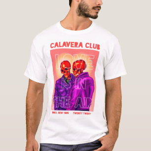 Kärlek ligger i Luft T-Shirt