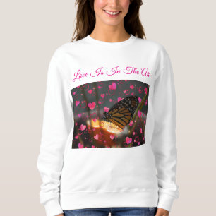 Kärlek ligger i Luft T Shirt