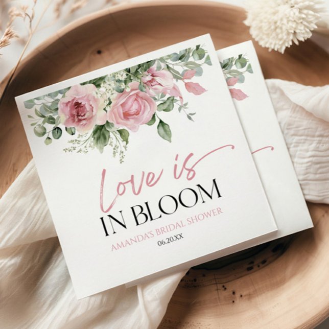 Kärlek ligger i Möhippan Rosa ros Blommigt Bloom Pappersservett (Skapare uppladdad)