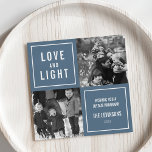 Kärlek & Light Modern Hanukkah Photo Julkort<br><div class="desc">Visa dina kvadratiska foton i det här enkla,  moderna Hanukkah-fotokortet. Utformningen har en fyrkantig layout med blå bakgrund och "Kärlek och ljus" i modern vit blockering. Använda de två anpassadena fält för att lägga till en anpassningsbar hälsning och din familj namn. Fotografi © Storytree Studios,  Stanford,  CA</div>