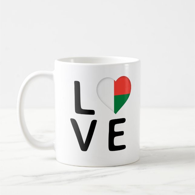 Kärlek - Madagaskar Flagga Kaffemugg (Vänster)
