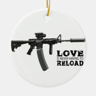 Kärlek måste aldrig att lägga tillbaka AR-15 Julgransprydnad Keramik