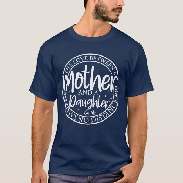 Kärlek mellan Mor och dotterunge Mammor r T Shirt (Framsida)