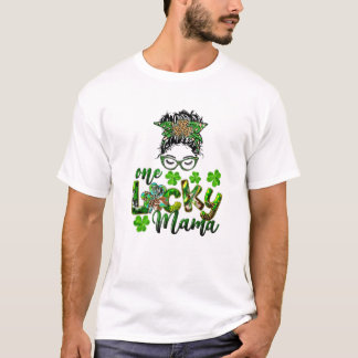 Kärlek Messy Bun One Lucky Mamma St. Patrick's Day T Shirt