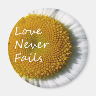 Kärlek Misslyckas aldrig Daisy 1 Corinthians 13 Magnet