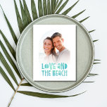 Kärlek och Beach Wedding Photo Spara datum Meddelande Vykort<br><div class="desc">Vår Kärlek och Beach Wedding Photo Save the Date Postcard är en charmerande blandning av romantik och kustbelägenhet som fångar kärnan i ert hav firande. Med sitt uppriktiga budskap och sina anpassaden är vykortet perfekten för att meddela bröllop-datum till vänner och familj.</div>