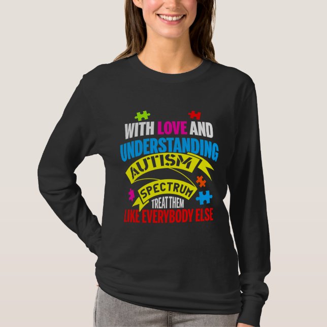 Kärlek och förståelse för autismspektrumet t shirt (Framsida)