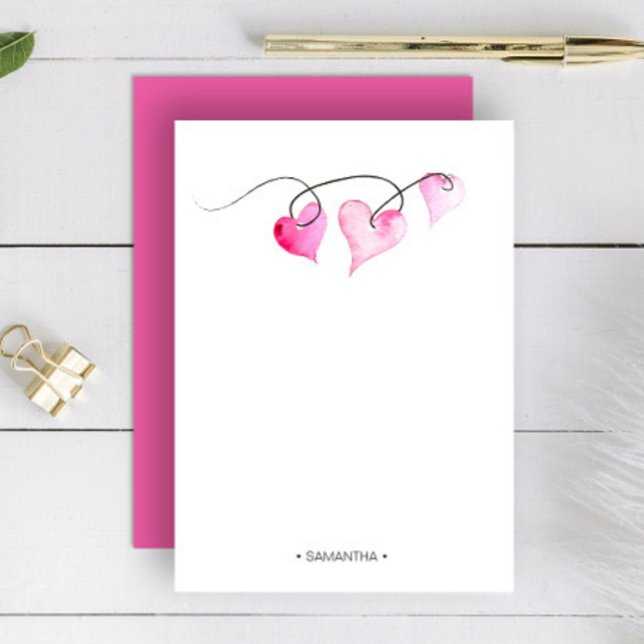 Kärlek och Hearts Personlig Rosa Note Card Anteckningskort (Personalized valentines stationery watercolor hearts by Victoria Grigaliunas of Do Tell A Belle)