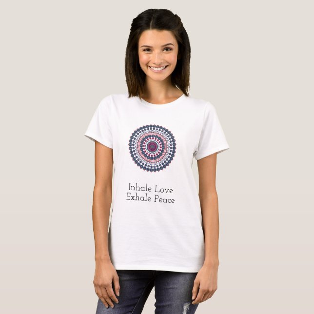 Kärlek och Peace Mandala T-Shirt (Hel framsida)