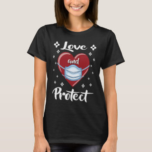 Kärlek och skydda Heart Ansikte Mask Valentine Day T Shirt
