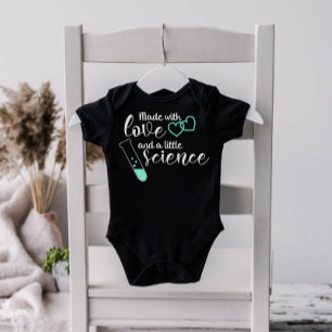 Kärlek och vetenskap IVF citattecken Mint Grönt Wh T Shirt