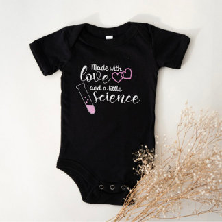Kärlek och vetenskap IVF Rosa Vittext T Shirt
