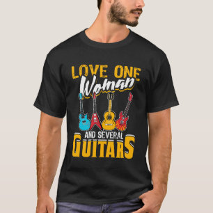Kärlek One Woman och flera Guitars Guitar Player G T Shirt