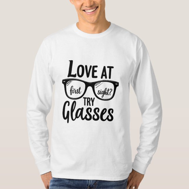 Kärlek på första sidan? Prova Glass Funny Nerd T Shirt (Framsida)