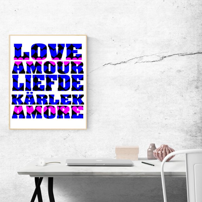 Kärlek på många språk, blå Rosa Hearts Poster (A poster that says love in foreign languages with blue and pink hearts.)