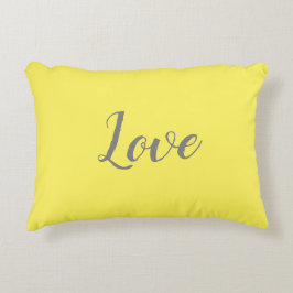 "Kärlek" på Söt Gults dekorfärg Prydnadskudde