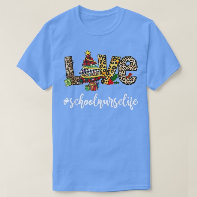 KÄRLEK School Nurse Life Leopard Julafton Träd Nur T Shirt (Design framsida)