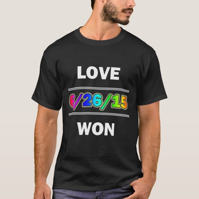Kärlek Segrade Tee (Framsida)