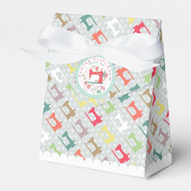 Kärlek Sewing Maskin Silhuoette Grått Presentaskar (Framsidan Sidan)