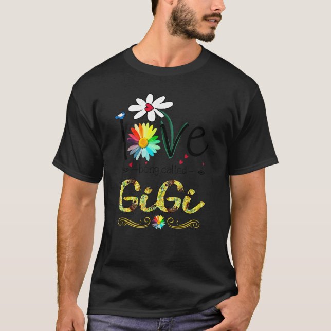 Kärlek ska kallas Gigi Butterfly Flower Mor D T Shirt (Framsida)