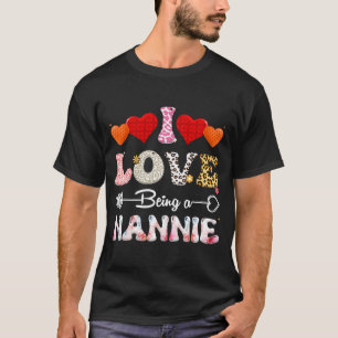 Kärlek som är en Nannie Leopard& Buffalo Rolig T Shirt