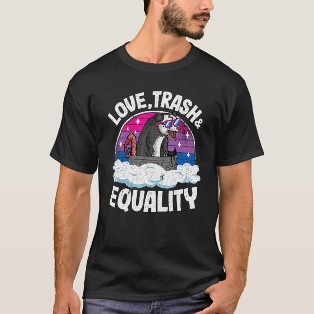 Kärlek Sopor & Equality Opossum Bisexual Flagga Bi T Shirt (Framsida)