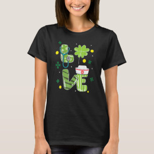 Kärlek Stethoscope Syringe Nurse Life St Patrick S T Shirt