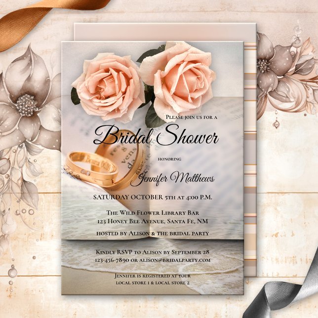 Kärlek Story Romantik Bok Inbjudningskort för möhi (bridal shower invitation featuring books with peach roses, wedding rings and a beach overlay)