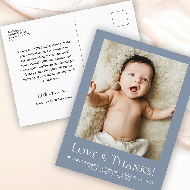 Kärlek & Tacksamhet Damblå Baby Foto ankomstkort Vykort (Custom baby boy photo dusty blue Love and thanks with birth stats, message, names postcard.)