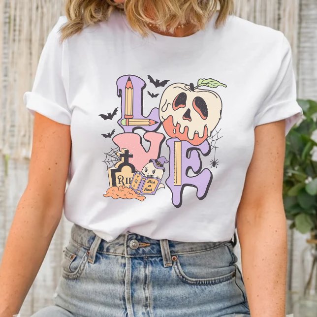 Kärlek Teacher Halloween Shirt T (Teaching is a treat, not a trick! 🍬 Show some spooky love for your favorite teachers.)