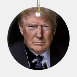 Kärlek Trump Ceramic Ornament