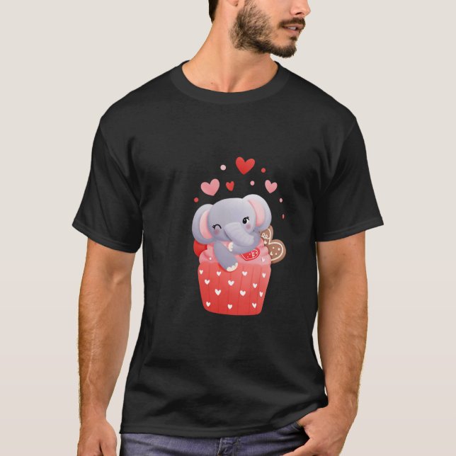 Kärlek, valentinelefant t shirt (Framsida)