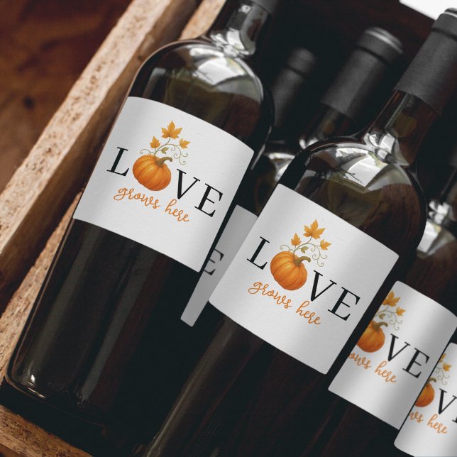 KÄRLEK växer här | Pumpkin Lettering Autumn Vinflaska Etikett (Skapare uppladdad)