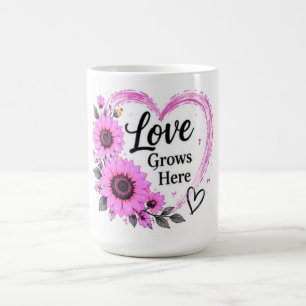 Kärlek Växer Här Rosa Solros Blommig Hjärtform Kaffemugg