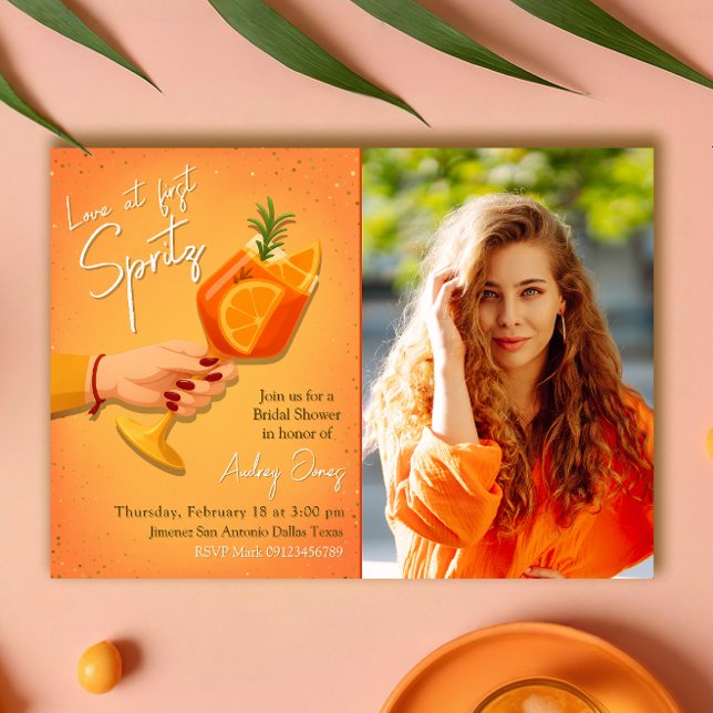 Kärlek vid First Spritz Inbjudningskort för möhipp (Love at First Spritz Bridal Shower Invitation)